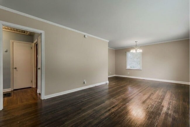 Building Photo - 817 Gertrude Pl NW