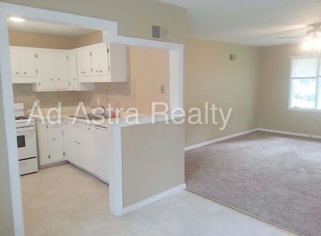 Building Photo - Cozy 3 Bed 1 Bath Home in Raytown-Coming SOON!