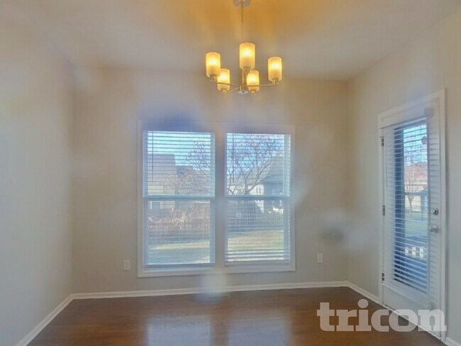 Foto del edificio - 5004 Woodstock St