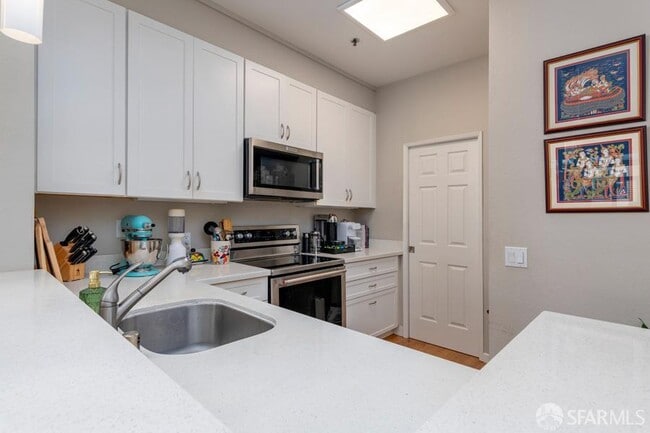 Foto del edificio - 2075 Sutter St