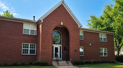 Building Photo - 1038 Brent St