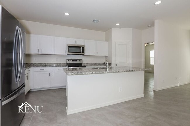 Foto del edificio - 35607 W San Capistrano Ave