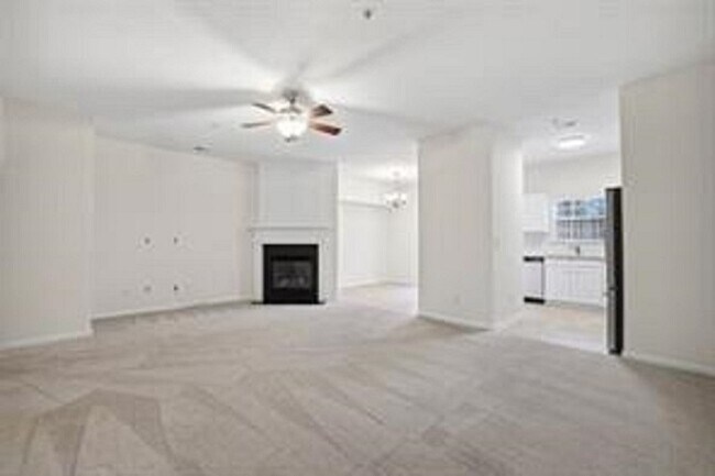 family room - 338 Azalea Cir