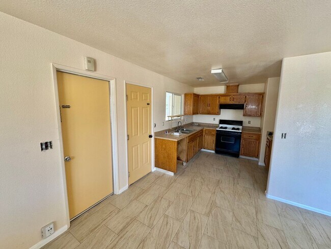 Building Photo - Your new home is here! Enjoy the charm of ...