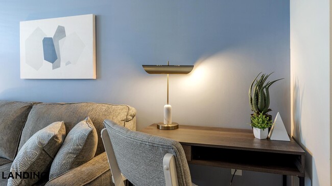 Building Photo - 5340 Periwinkle Hl Ave