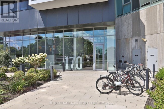 Building Photo - 170-1170 Bayview Ave