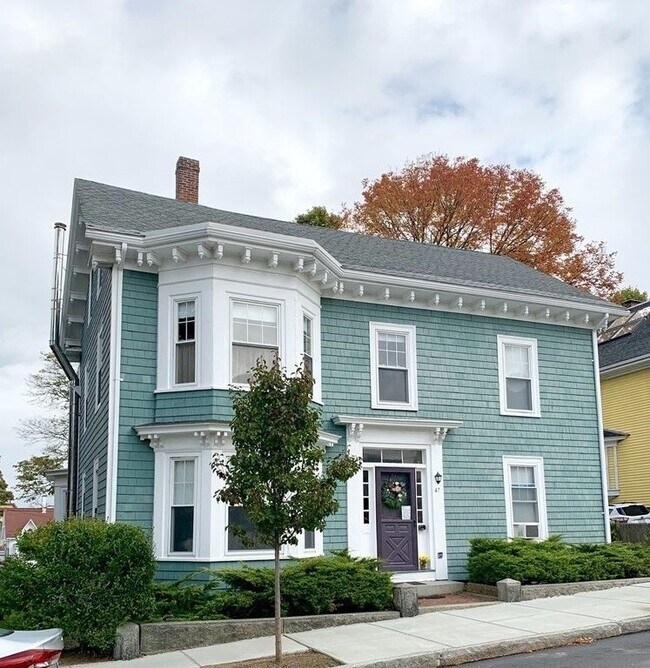 Building Photo - 47 Railroad Ave
