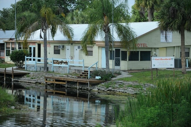 Building Photo - 1073 Old Lakeport Rd NW