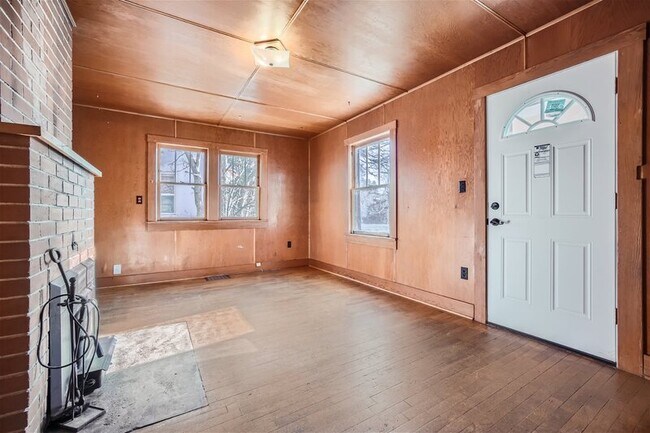 Building Photo - 314 Pilot Knob Ave