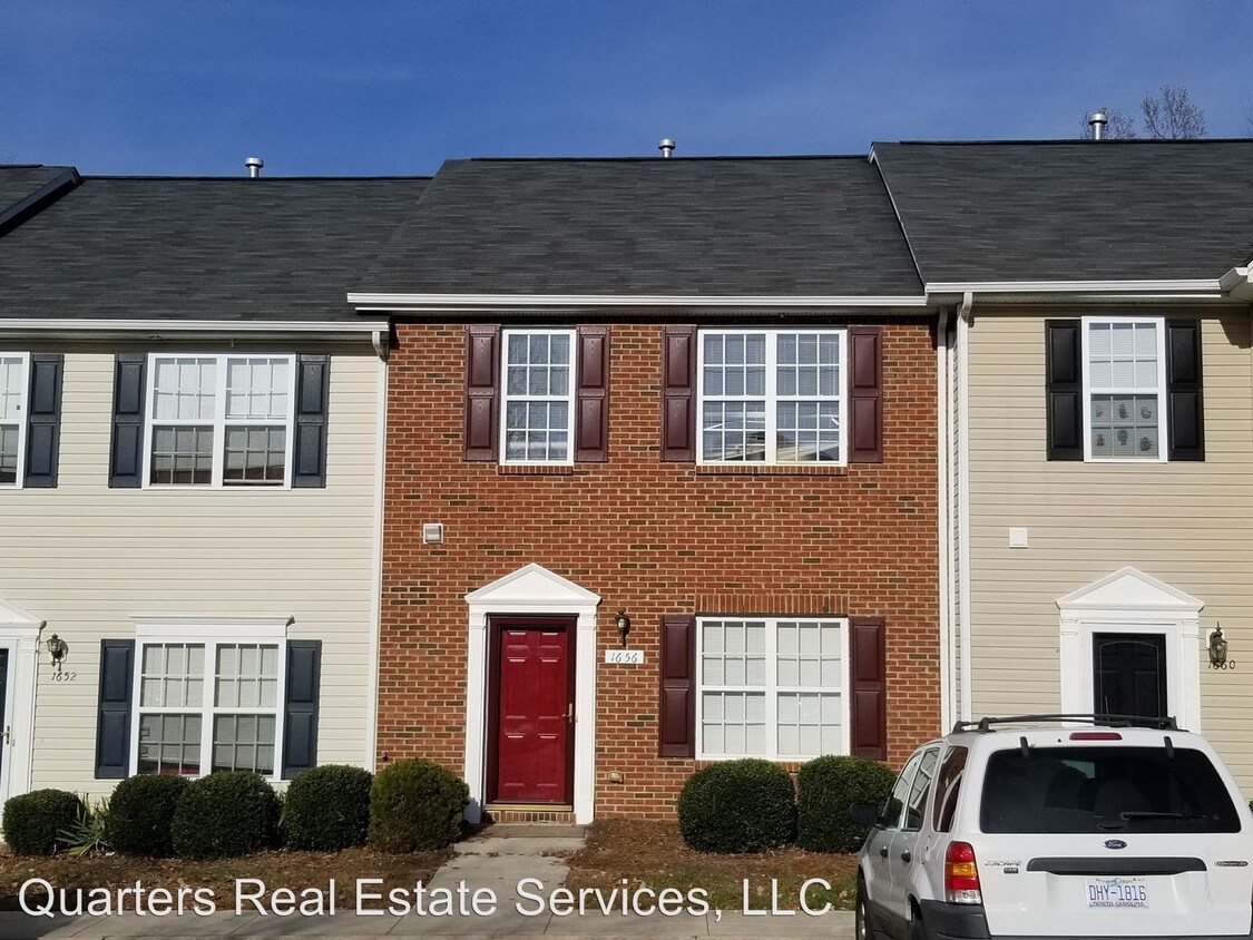 Foto principal - 1656 Olivers Crossing Cir