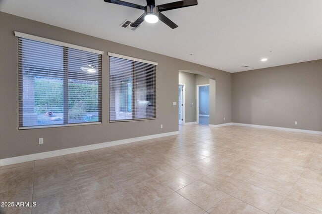 Foto del edificio - 12988 W Plum Rd