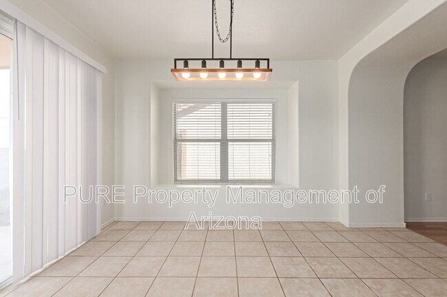 Building Photo - 8132 E Onza Ave