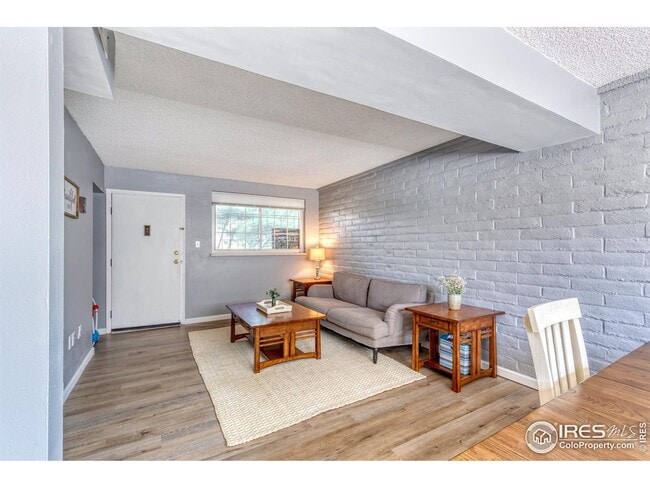Foto del edificio - 6800 E Tennessee Ave