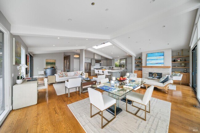 Foto del edificio - 30 Eucalyptus Rd