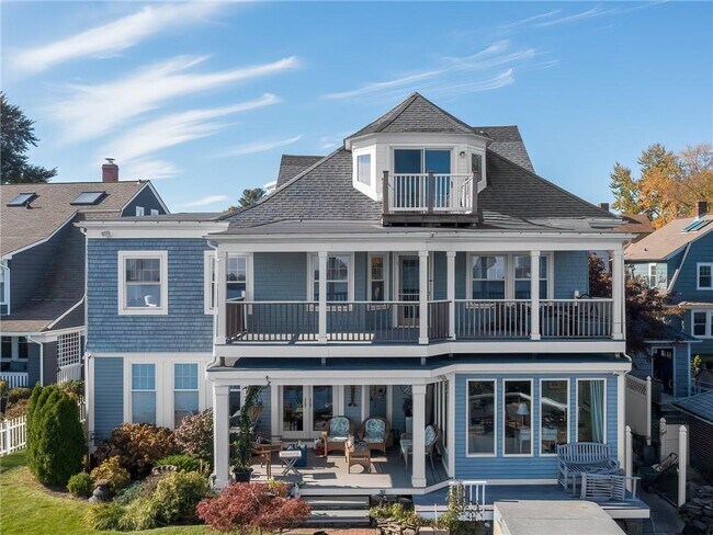 Building Photo - 22 Hudson Pl