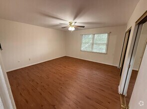 Building Photo - 800 Quince Orchard Blvd