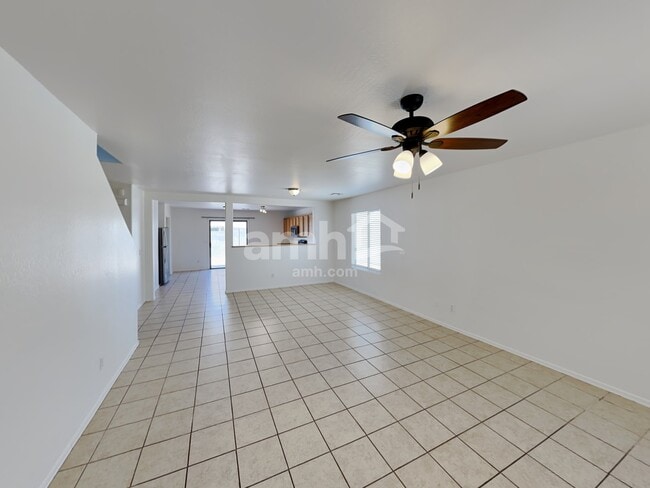 Building Photo - 2388 E Meadow Mist Ln