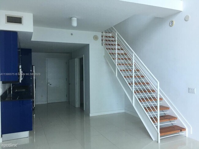 Foto del edificio - 2 br, 2.5 bath Condo - 60 SW 13th St Spect...