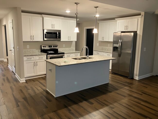 Open Kitchen - 538 Preserve Cir
