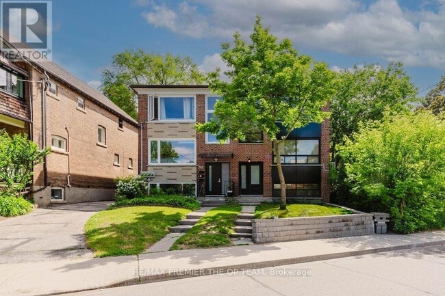 Building Photo - 299 Quebec Ave