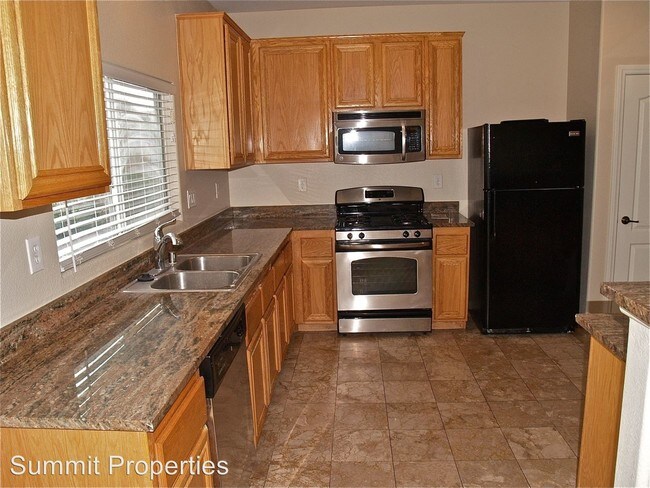 Foto del edificio - 6540 American Flower St