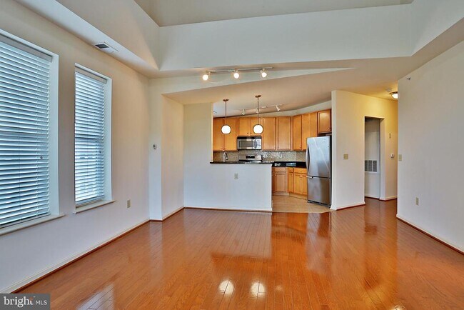 Foto del edificio - 2655 Prosperity Ave