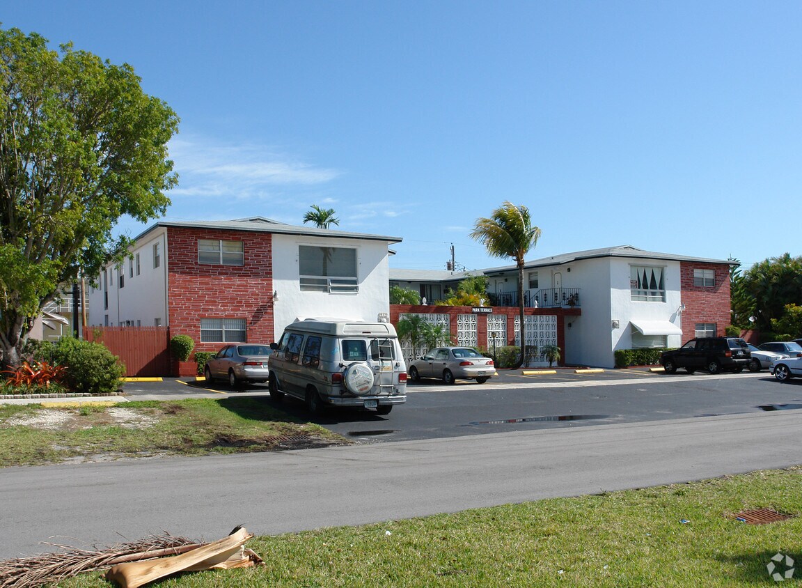 Foto del edificio - 915 NE 8th St