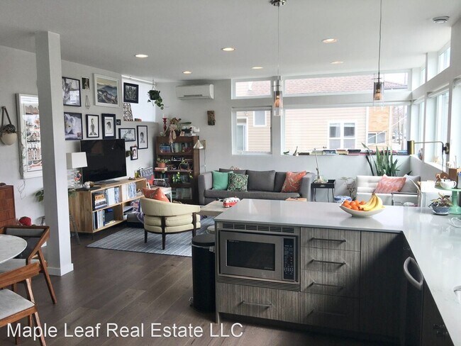 Foto del edificio - 2 br, 2.5 bath House - 2418 NW 62nd St