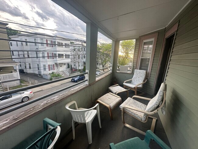Foto del edificio - 69 Conwell Ave