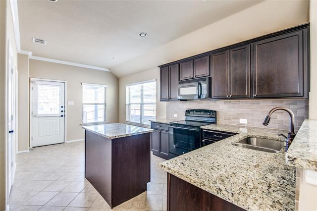 Building Photo - 512 Cheyenne Dr