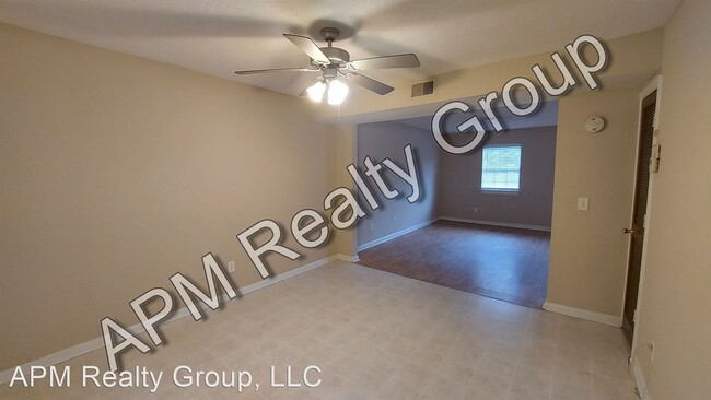 Building Photo - 2 br, 1.5 bath House - 1300 Cactus Ave.
