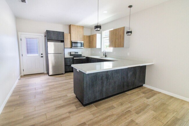 Foto del edificio - 11002 N 33rd Ln
