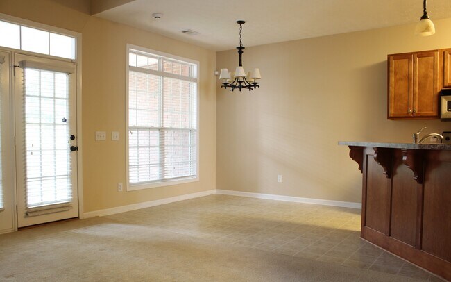 Building Photo - 125 Belmont Cir
