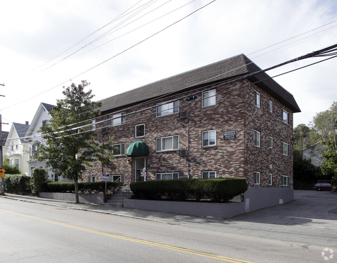 293 Willard St, Quincy, MA 02169 Apartments in Quincy, MA