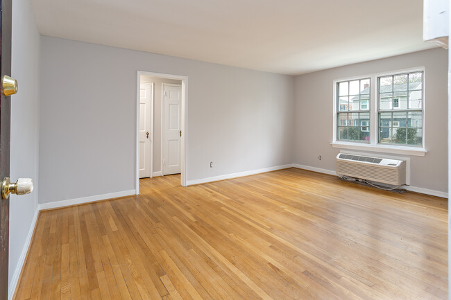 Foto del edificio - 320 Ashby St