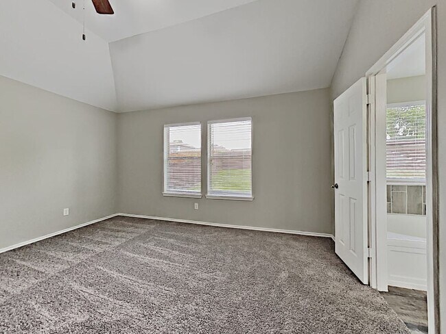 Foto del edificio - 2812 Maple Creek Dr