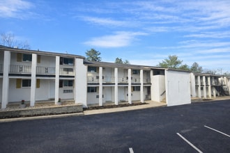 Building Photo - 5021 Jacksboro Pike