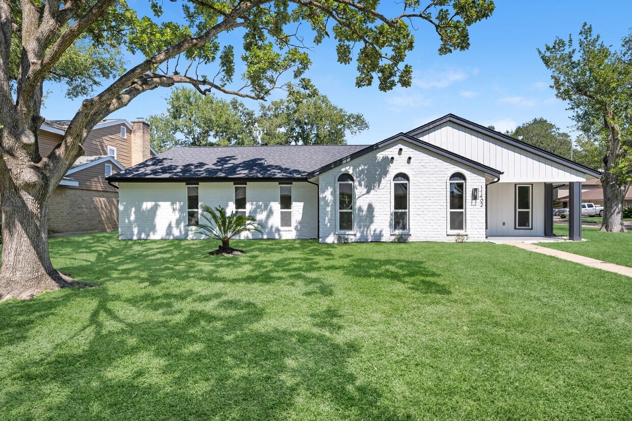 Foto principal - 11402 Ash Creek Dr