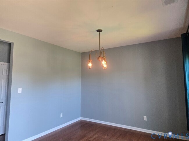 Foto del edificio - 4801 Thornhurst St