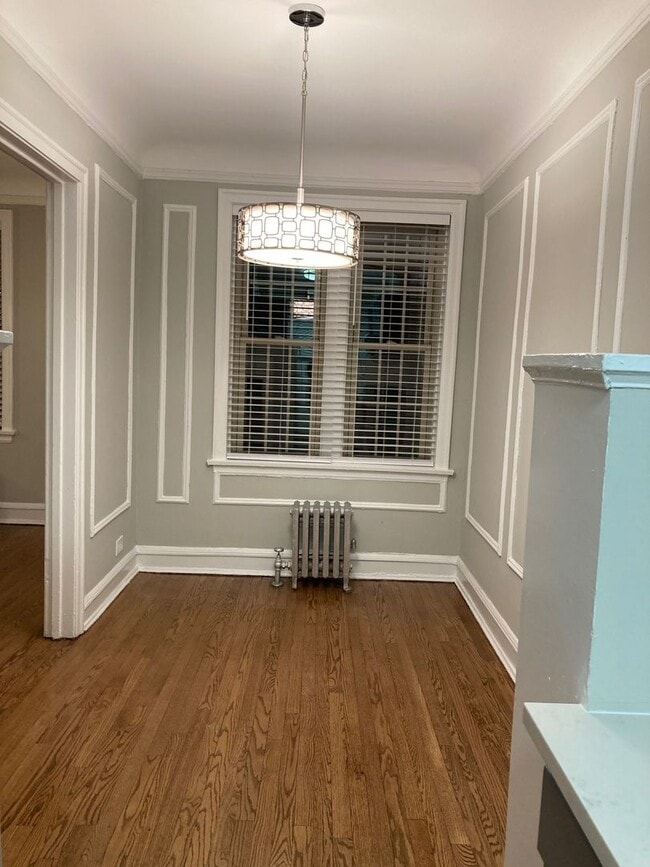 Foto del edificio - Recently Renovated East Rogers Park One Bedroom - Pets Welcome!