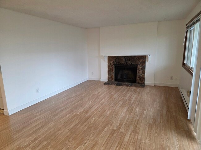 Foto del edificio - 3110 S 216th St