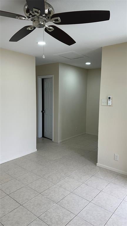 Foto del edificio - 1231 N LBJ Dr