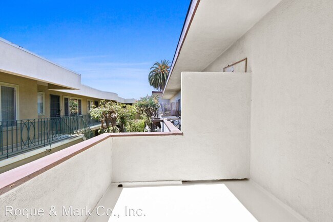 Building Photo - 2 br, 1 bath Apartment - 1241 9th Street 1...