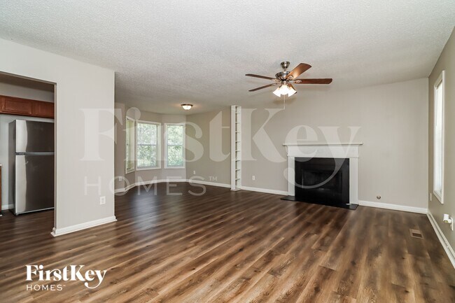 Foto del edificio - 110 Ivy Trace Ln
