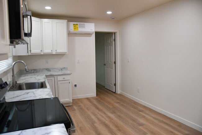 Photo - Parker (388) North Apartment