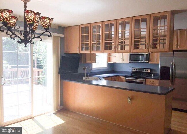 Foto del edificio - 905 Wild Forest Dr