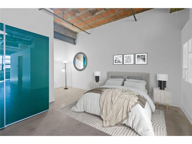 Foto del edificio - 718 N Washington Ave