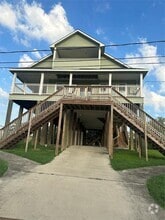 Building Photo - 205 Rue Orleans St