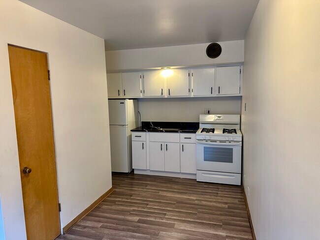 Foto del edificio - 7446 Franklin St