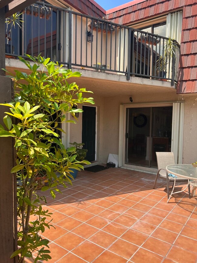 Building Photo - 8543 Boca Rio Dr
